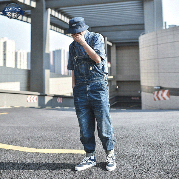 Denimhängselbyxor gatuanda